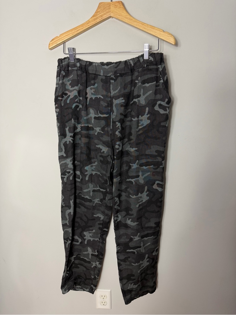 Tempo Paris 100% Linen Camo Camouflage Pants Gray Black Large 550